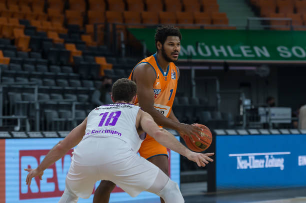 除了展示他 除了展示他