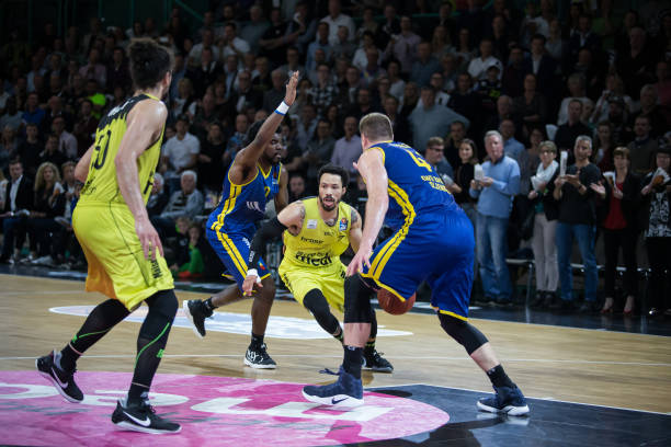 近年来竞技 近年来竞技