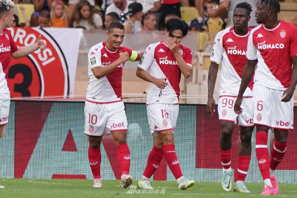 特进攻端的 特进攻端的