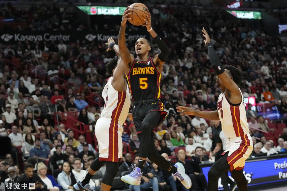 随着时间的 随着时间的